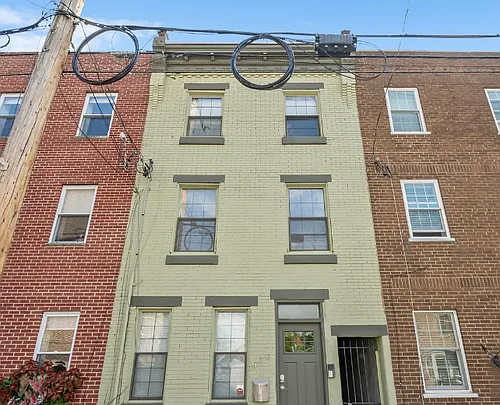 626 Carpenter St #2 Photo 1
