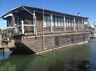 6 Gate 6 1/2 Rd, Sausalito, CA 94965