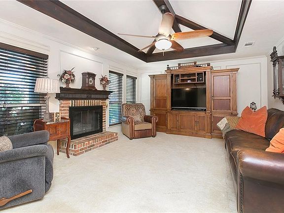 3rd image of 2105 Moore Dr