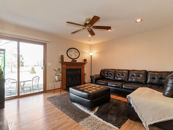 5th image of 507 Nicole Dr #17C