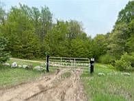 5th image of 1703 Matawatchan Rd
