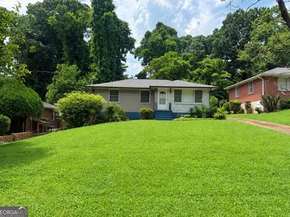 1973 W Lakeside Dr, Decatur, GA 30032