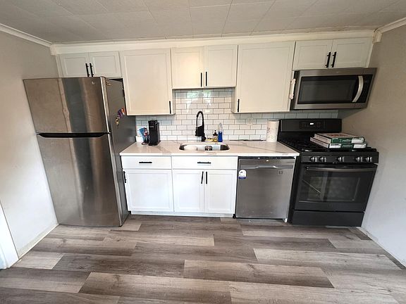 5th image of 185 Kirkwood Ave