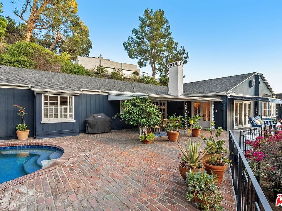 1st image of 2109 Castilian Dr