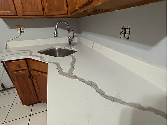 3rd image of 5211 W 24th St #2