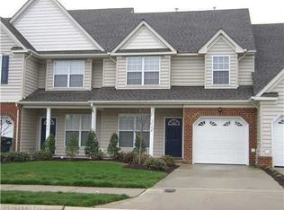 1102 Island Park Cir, Suffolk, VA 23435