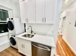 122 Prince St #3F, Boston, MA 02113