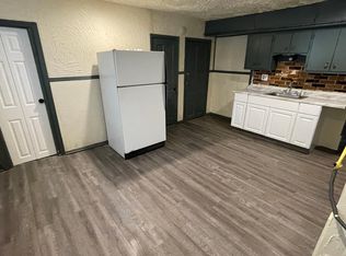 814 W Windlake Ave #1, Milwaukee, WI 53204