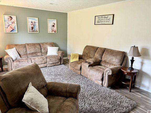 4th image of 2249 Blankenship Dr