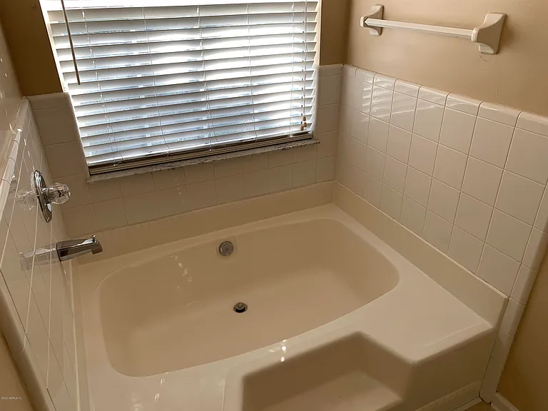 12018 Sunchase Dr — Photo 13