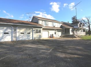 1418 Il Route 173, Spring Grove, IL 60081