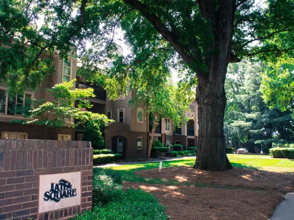 1109 E Morehead St APT 18, Charlotte, NC 28204