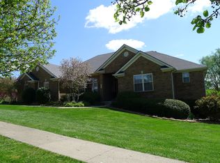 3025 Woodfield Cir, Richmond, KY 40475