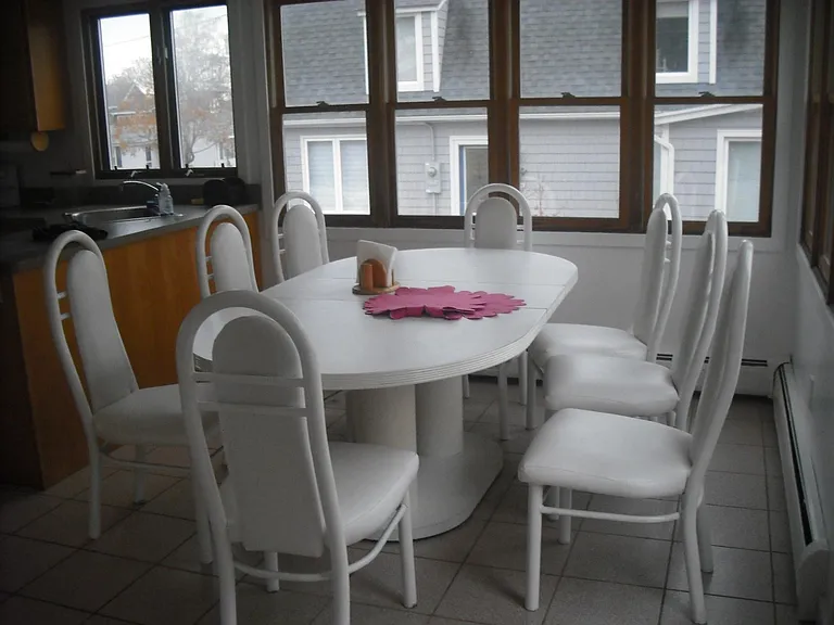 150 Shore Rd — Photo 16