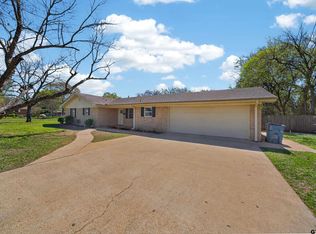 203 W Tena St, Jacksonville, TX