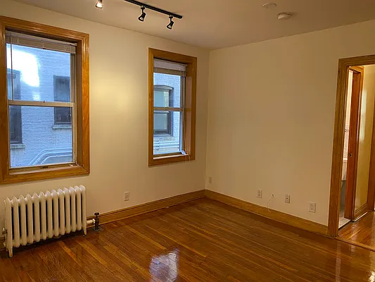 Rented by Best Service Realty Corp | media 1