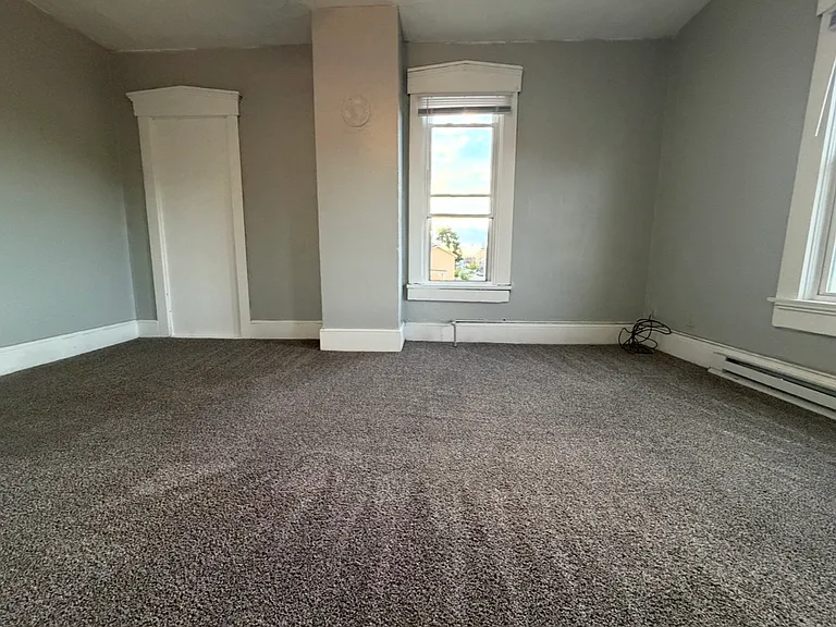 304 E Main St #3 — Photo 19