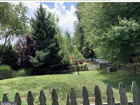 2nd image of 15570 Northgate Dr