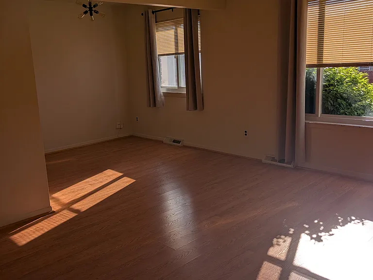 21528 Saint Gertrude St #9 — Photo 4