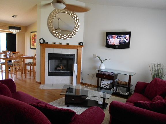 2nd image of 3112 W Sunnybrook Ln