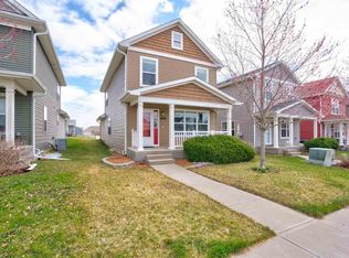 2834 Whispering Meadow Dr, Iowa City, IA 52240