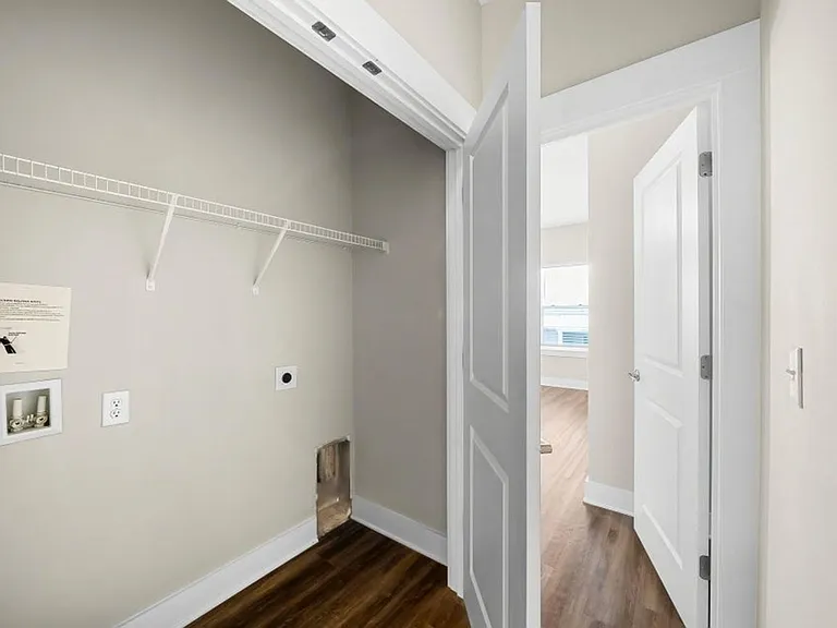 338 Date Palm Ln — Photo 12