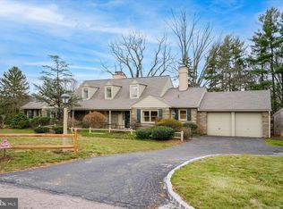 6002 Cricket Rd, Flourtown, PA 19031