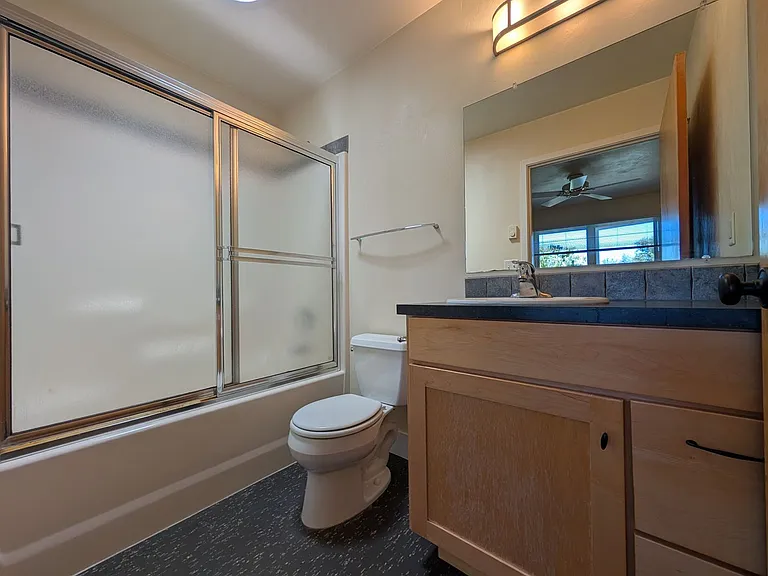 2474 Willamette Aly — Photo 15