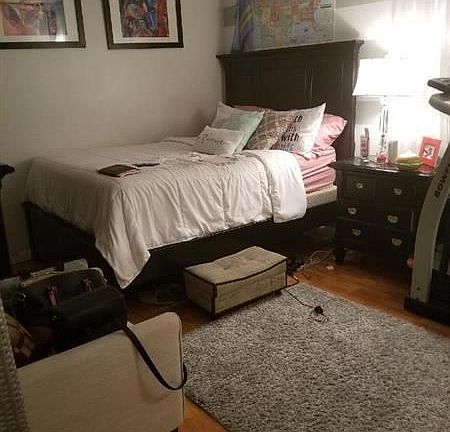 3rd image of 530 SE 2nd Ave APT F1