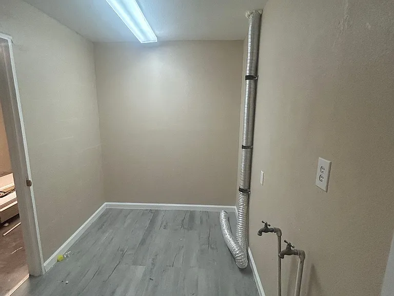 236 Hillside Dr — Photo 9
