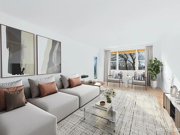 2nd image of 5800 Arlington Ave APT 2K
