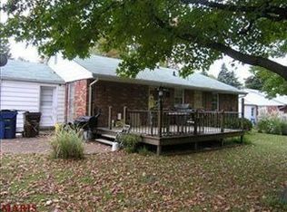 945 Frost Ave, Saint Louis, MO 63135