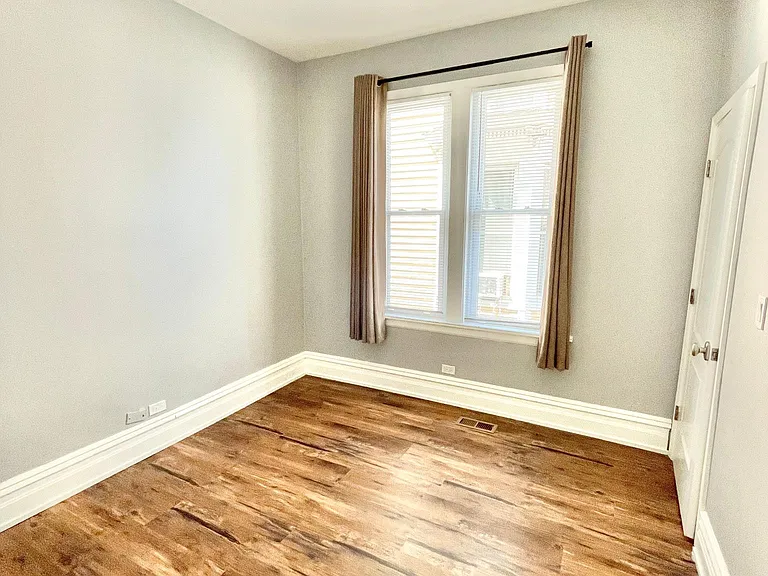 855 N Parkside Ave #1R — Photo 9