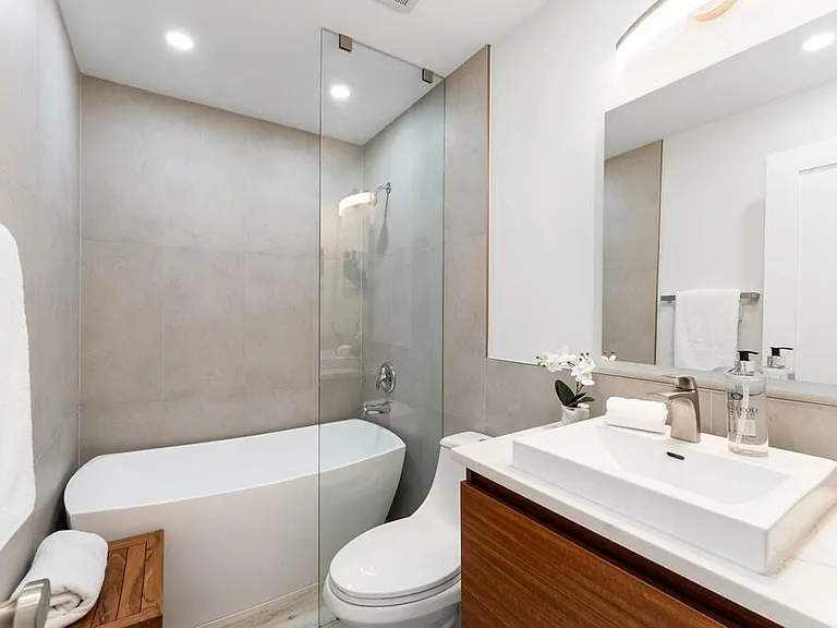 2051 NE Ocean Blvd #C13 — Photo 12