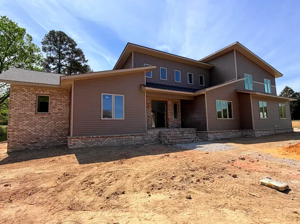 50 Wiggins Rd, Louisburg, NC 27549