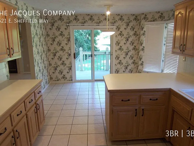 3621 E Sheffield Way — Photo 7
