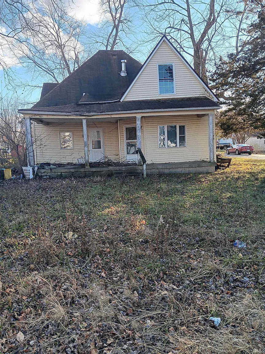 229 W Broadway St photo 1