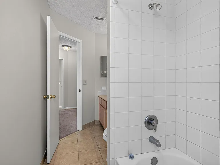 400 Ashcroft Landing Dr — Photo 28