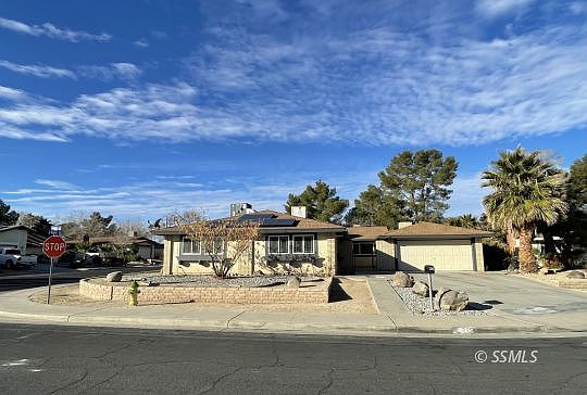 2nd image of 725 Fendrick Cir