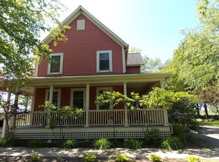 1297 Hedgerow Dr, Grayslake, IL 60030