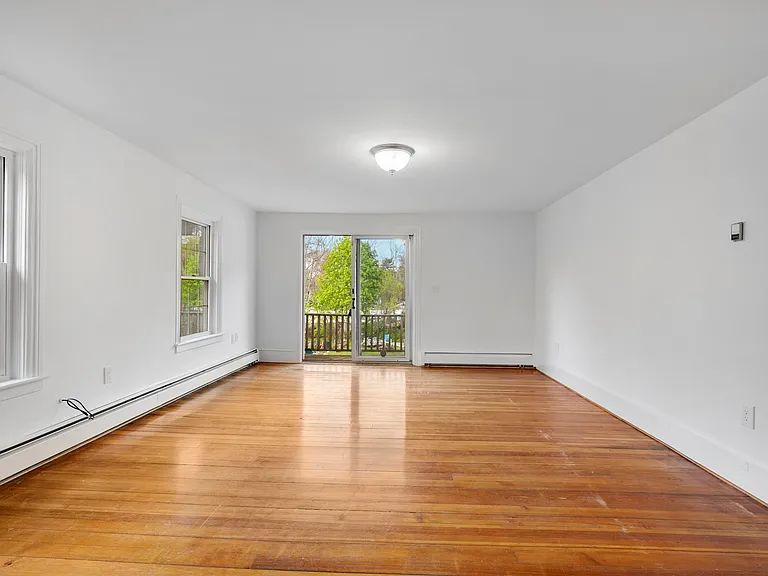 266 Main St #2L — Photo 11