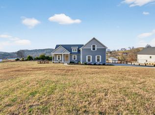 630 Bridle Path Ln, Hartsville, TN 37074