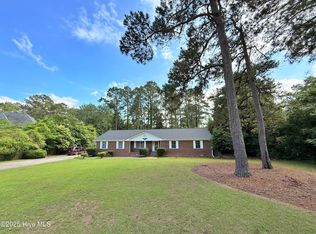 4505 Wentworth Ct, Trent Woods, NC 28562