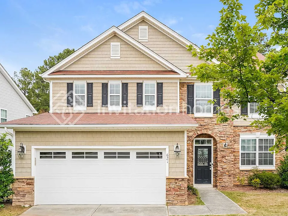 621 Ashburn Ln