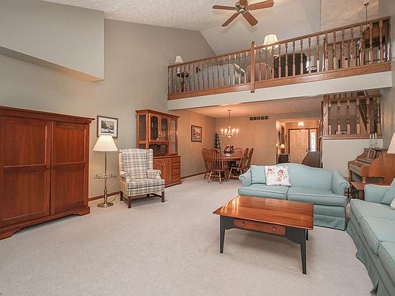 4th image of 902 Sturbridge Dr