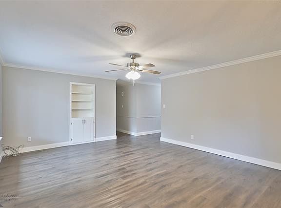4th image of 1833 Delwood Dr