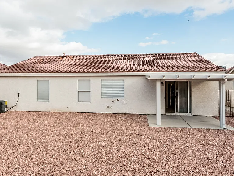 3009 Honeysuckle Ave — Photo 14