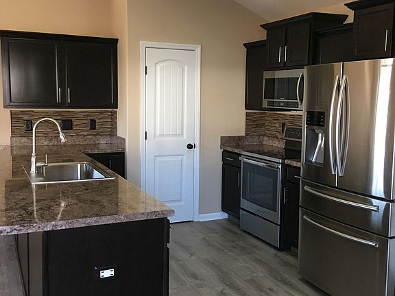 4th image of 1357 Francesca Dr