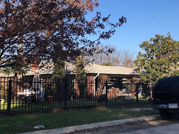 3rd image of 3217 Thannisch Ave