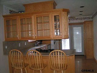 4th image of 5823 S 113th St